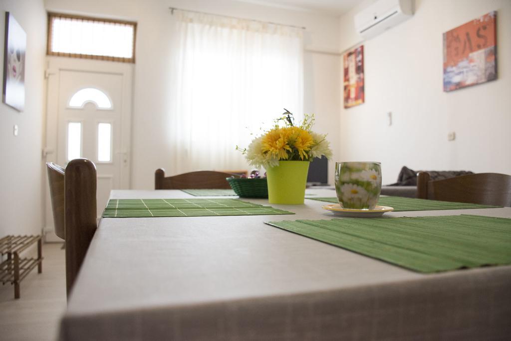 Apartment Majda シベニク エクステリア 写真