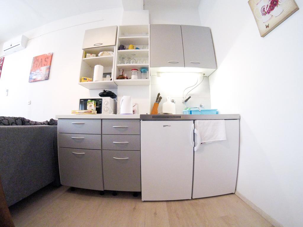Apartment Majda シベニク エクステリア 写真