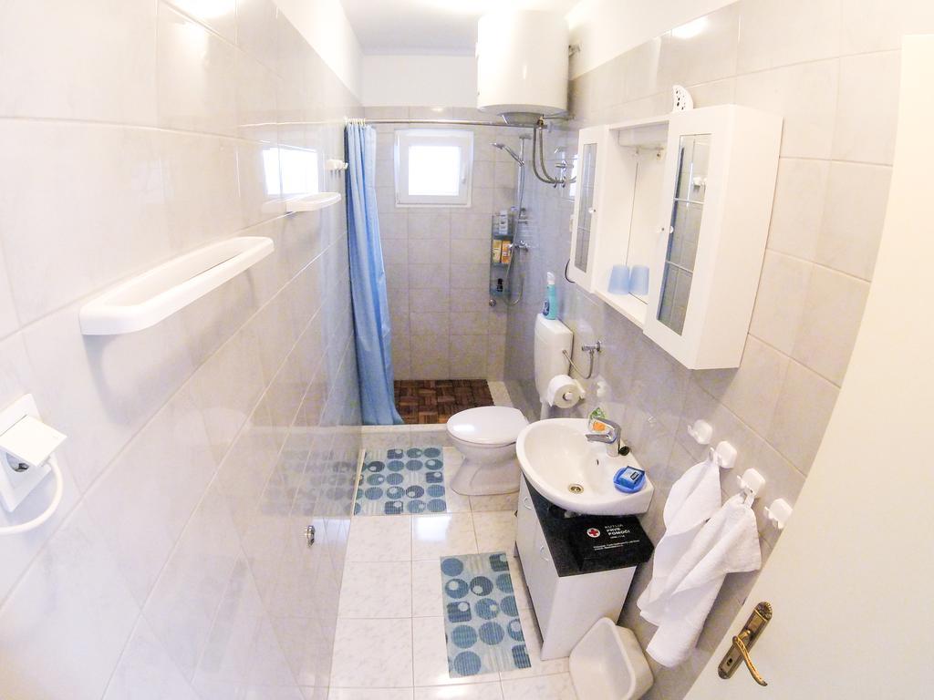 Apartment Majda シベニク エクステリア 写真